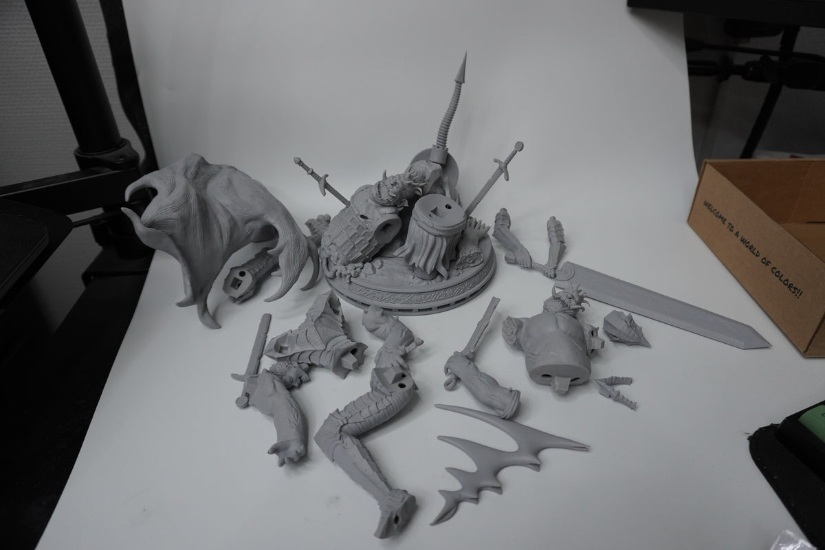 Grit - Fury Unleashed (Gold) | Figurine Modelled by Nomnom Figures - 16k resolution
