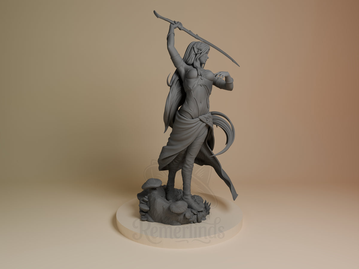Eilistraee from Forgotten  Realms resin figure by Bulkamancer, right side view.