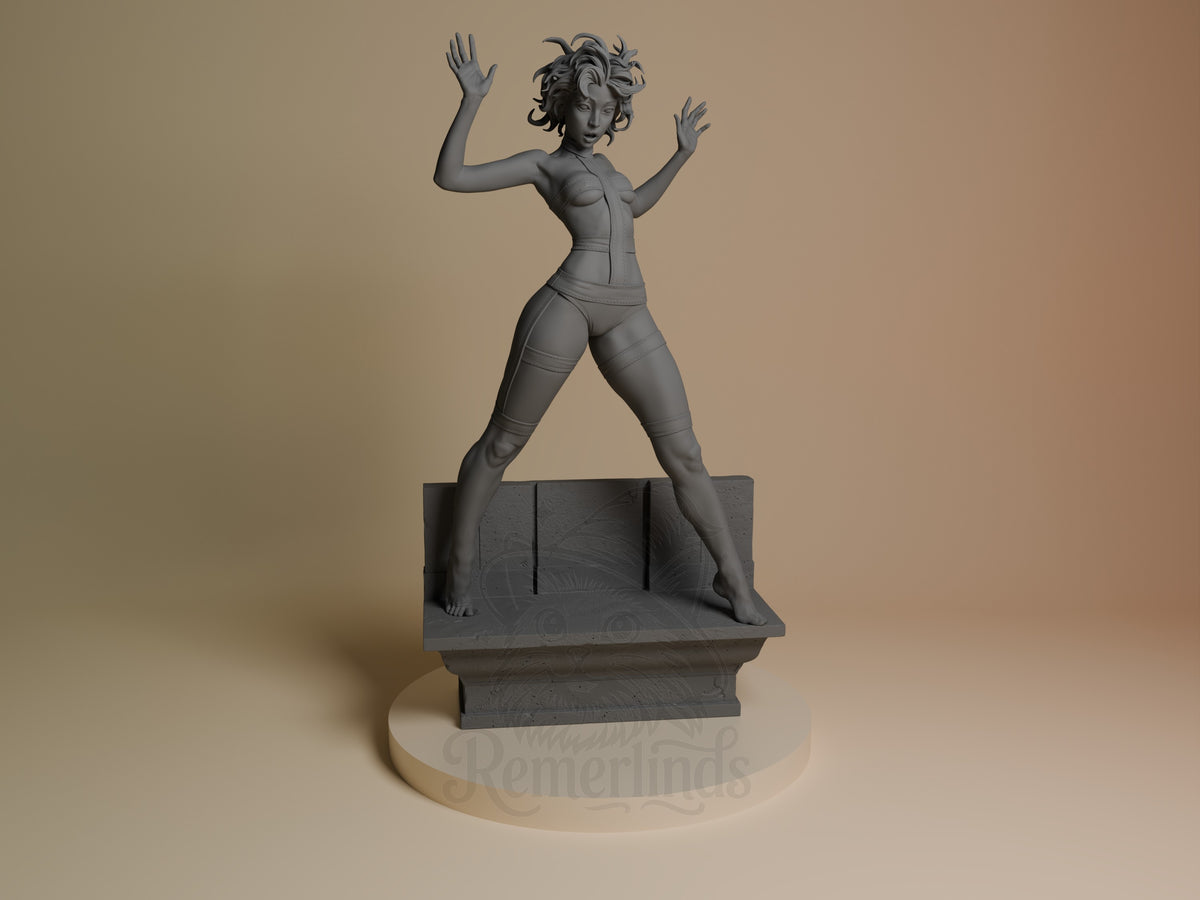 Front view shows Leeloo from The Fifth Element, an unpainted resin figure with raised arms and spread legs on a sculpted 3D-?